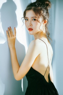 无敌钢铁超人